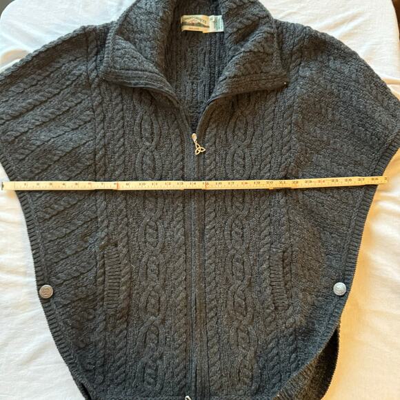 Aran Woolen Mills Batwing Jacket w/ Celtic Knot Zipper Pull Charcoal Gray M/L - Picture 6 of 10